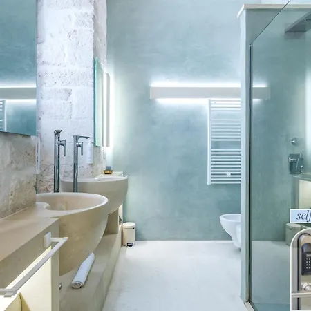 Bed and Breakfast Vico Bianco Raro Smart Collection 4*