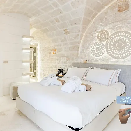 Vico Bianco Raro Smart Collection فندق مبيت وإفطار أوستوني
